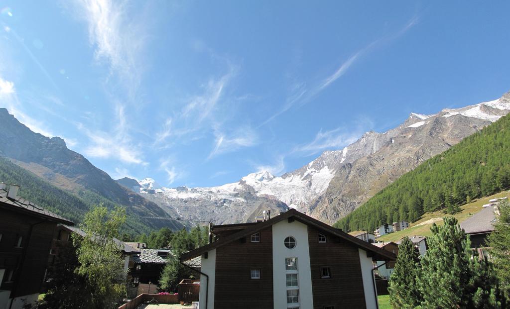Apartamento Sarazena Saas-Fee Habitación foto