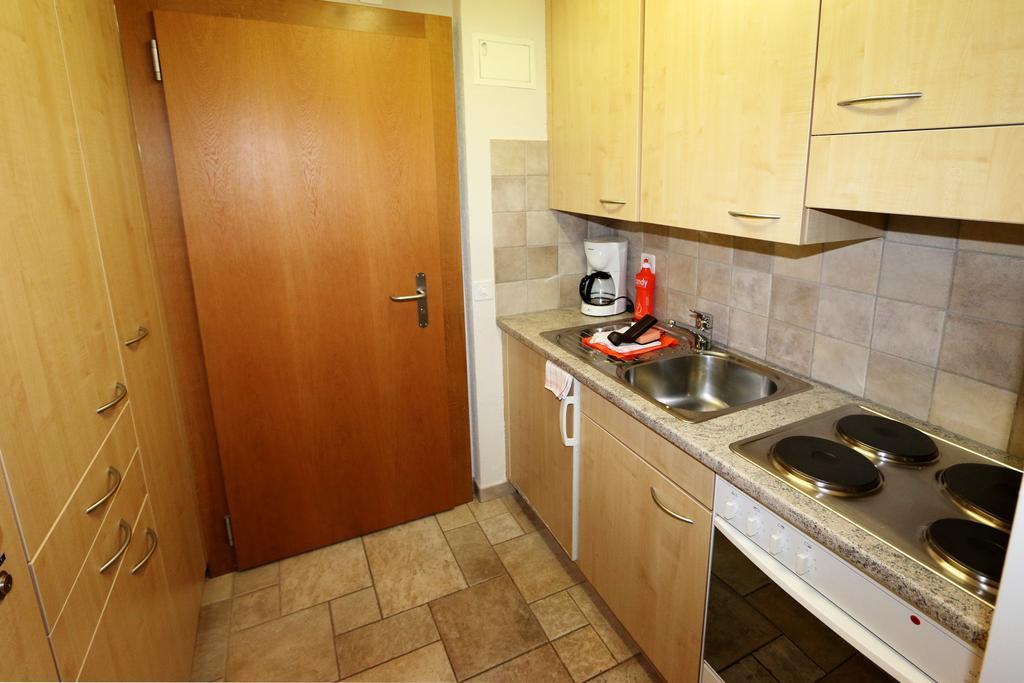 Apartamento Sarazena Saas-Fee Habitación foto